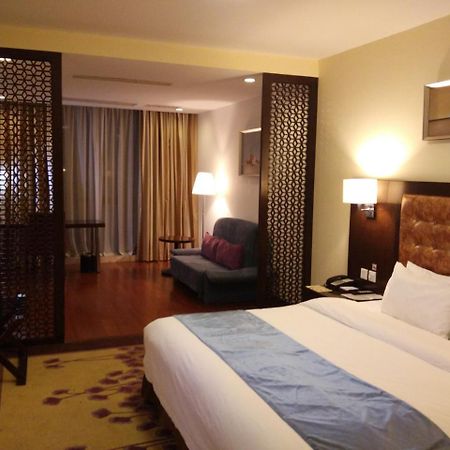 Benjoy Hotel - Jinqiao Branch Şanghay Dış mekan fotoğraf