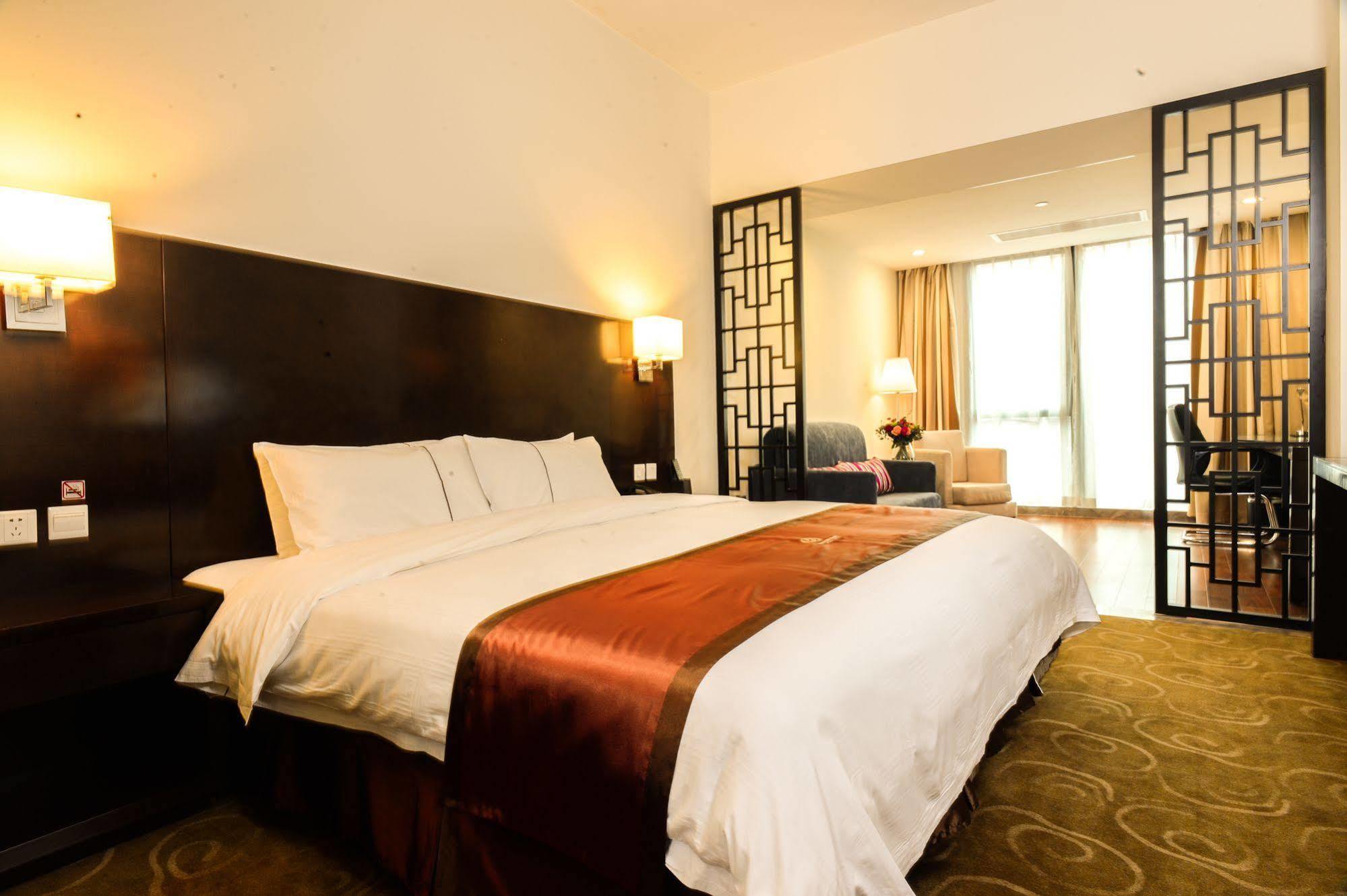 Benjoy Hotel - Jinqiao Branch Şanghay Dış mekan fotoğraf